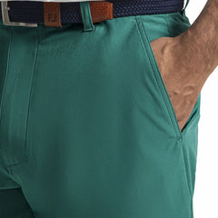 Men Lightweight 9" Inseam Short