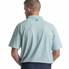 Men Scallop Geo Pique