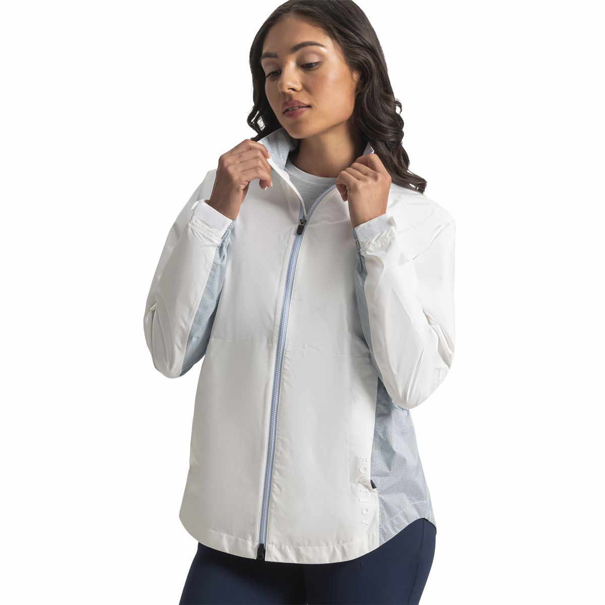 White,XS